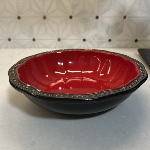 Hobnail Red (Round) by ROSCHER & CO - Picture 2 of 11